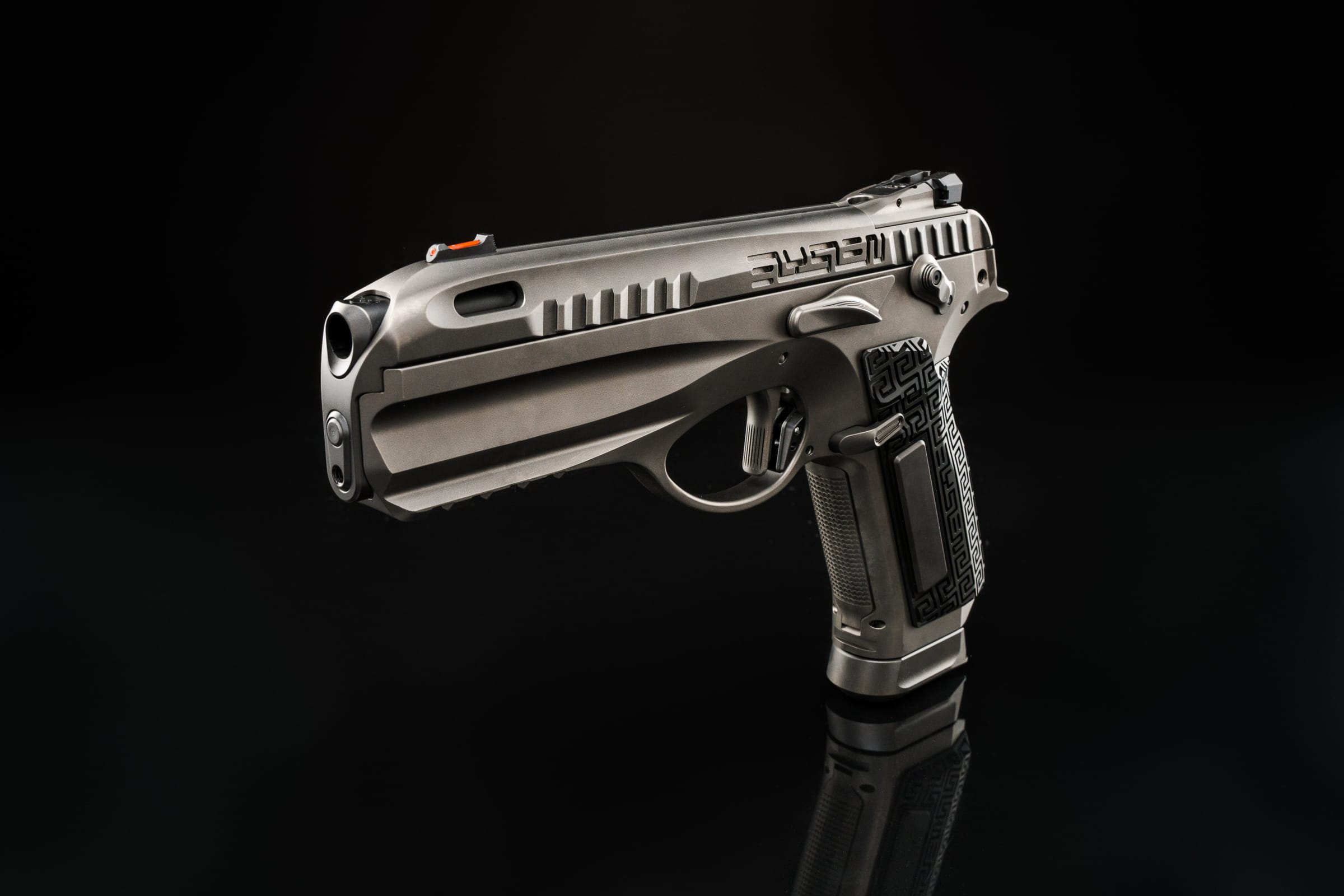 ELYSIEN — Titanium finish